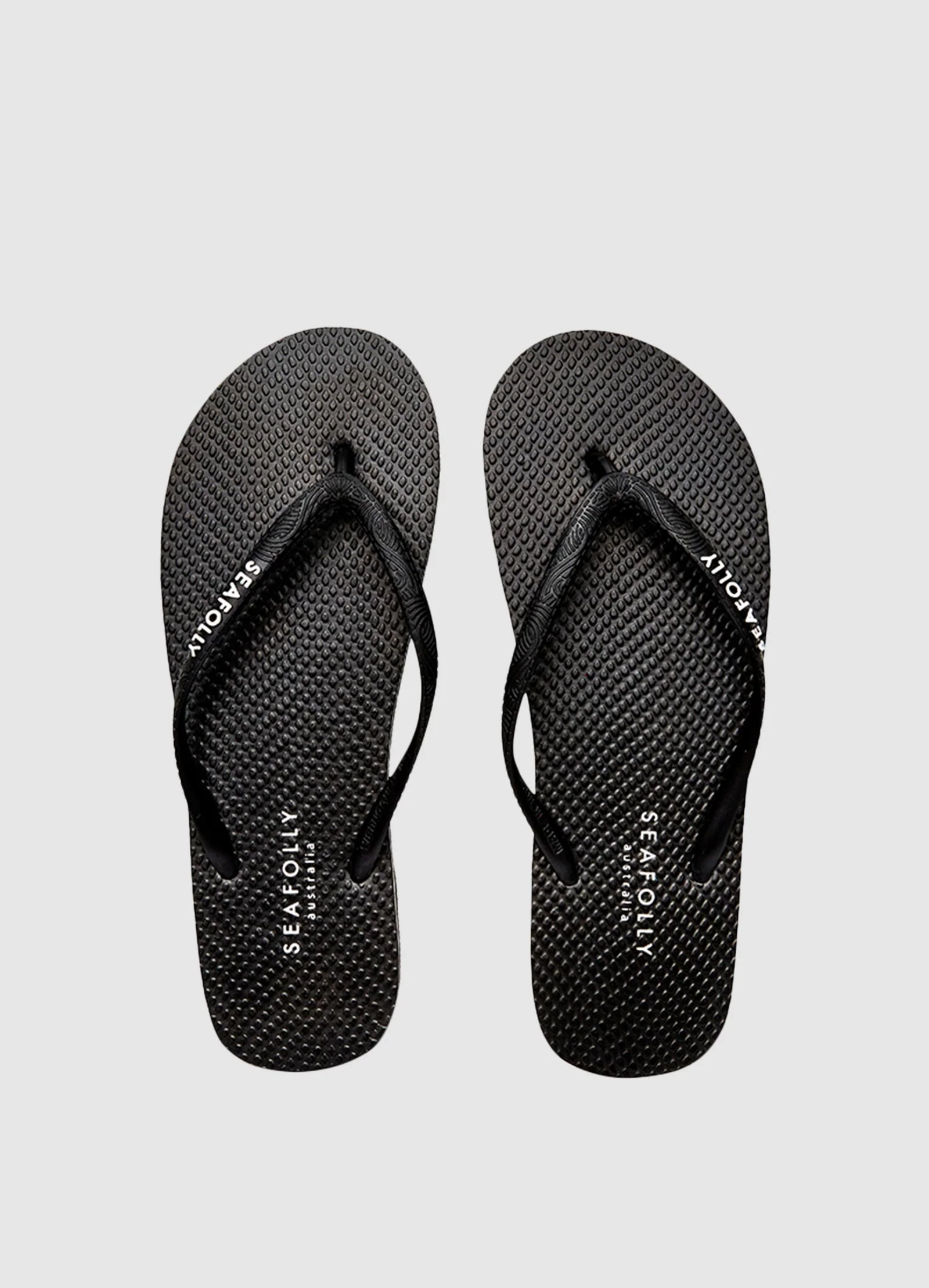 Divine Thong - Black - Image 3